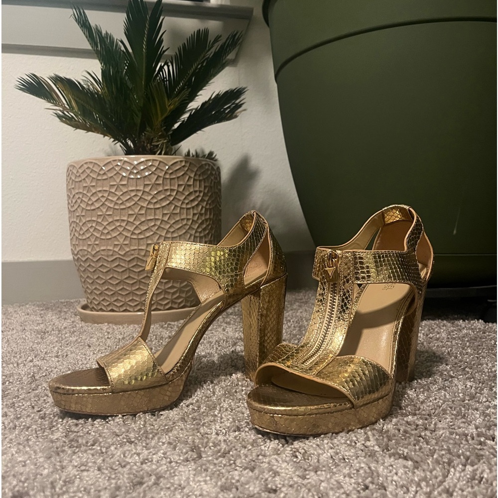 Michael Kors golden heels